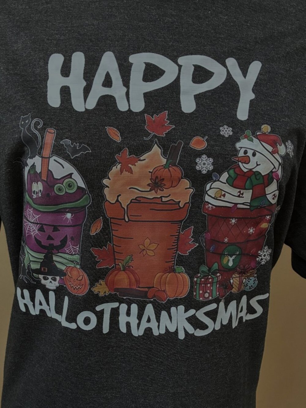 T-shirt Happy Hallothanksmas, we all know those people!! What holiday is it?